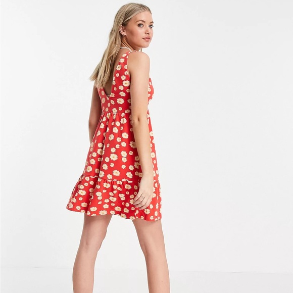 ASOS Design Tall Button Up Smock Dress In Red Daisy Floral Print - Picture 6 of 6